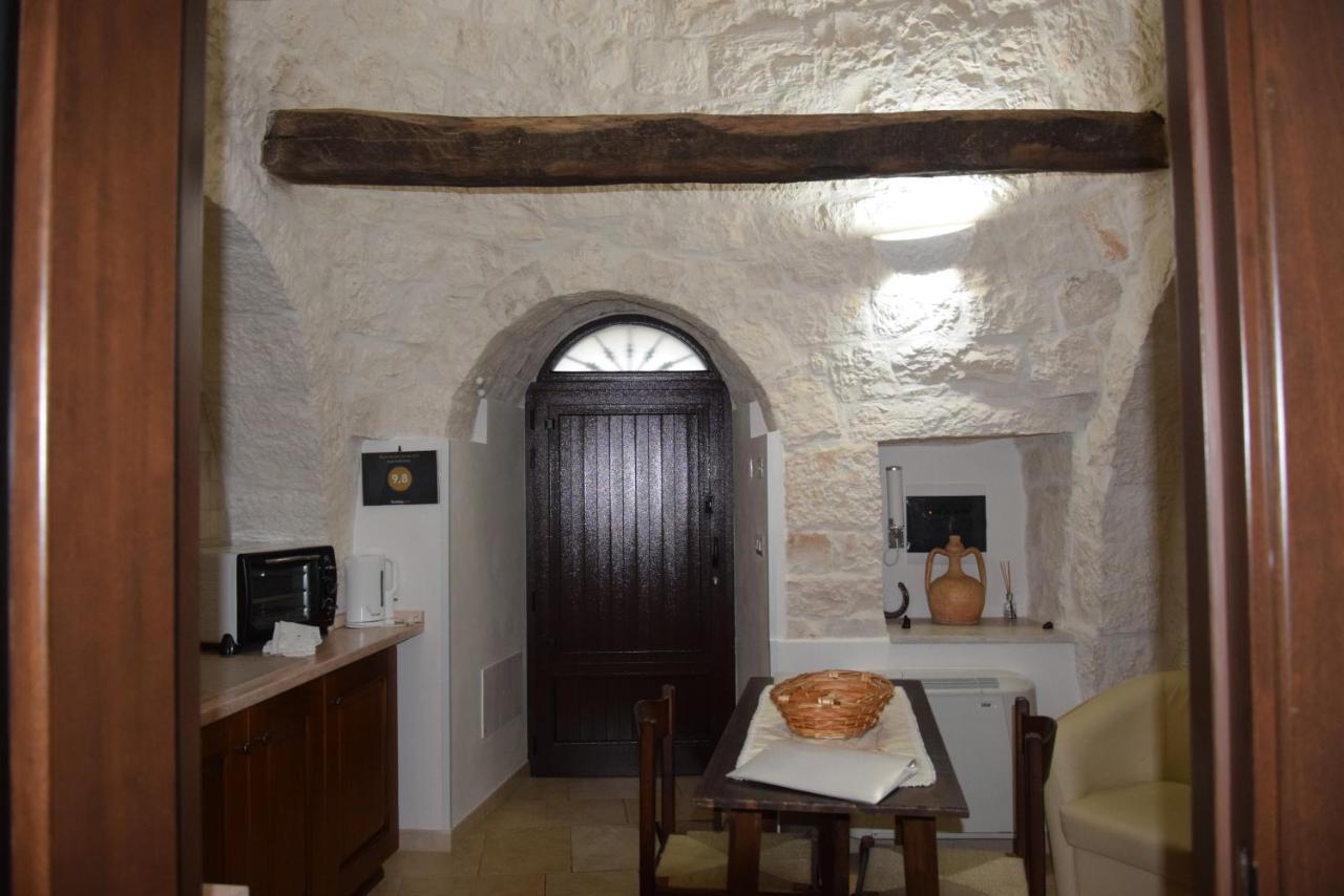 Quei Trulli Divini Bed & Breakfast มาร์ตินาฟรังกา ภายนอก รูปภาพ