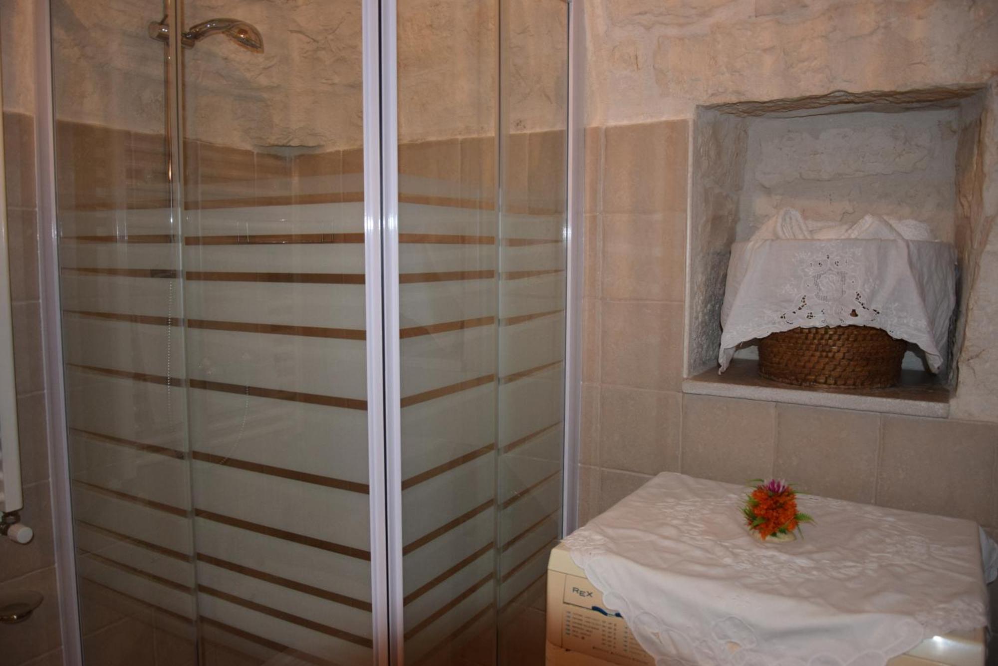 Quei Trulli Divini Bed & Breakfast มาร์ตินาฟรังกา ภายนอก รูปภาพ